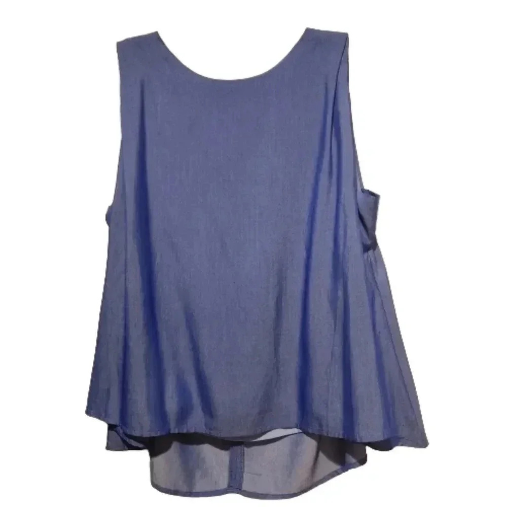 NWT FRENCH sleeveless blue blouse with light blue high/low lining Size M/L